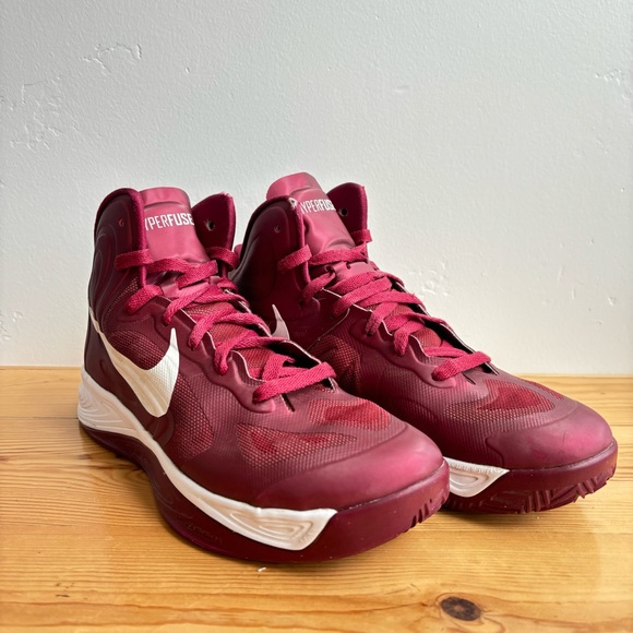 nike Hyperfuse basketball shoes | Sz 10 - Picture 2 of 15